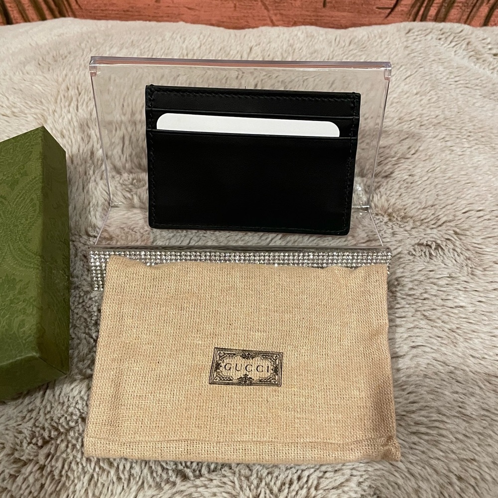 Gucci Plutone Calfskin Black Leather Card Holder with Gold Logo - Full Set - Picture 2 of 8